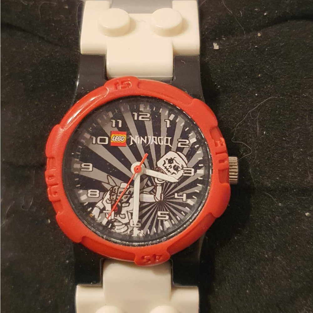 🦋10/$20🦋 Vintage Lego NinjaGo Red /Black Boy's Watch